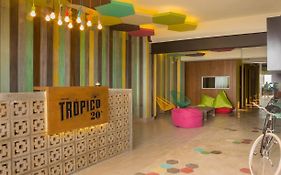 Hostel Tropico 20º